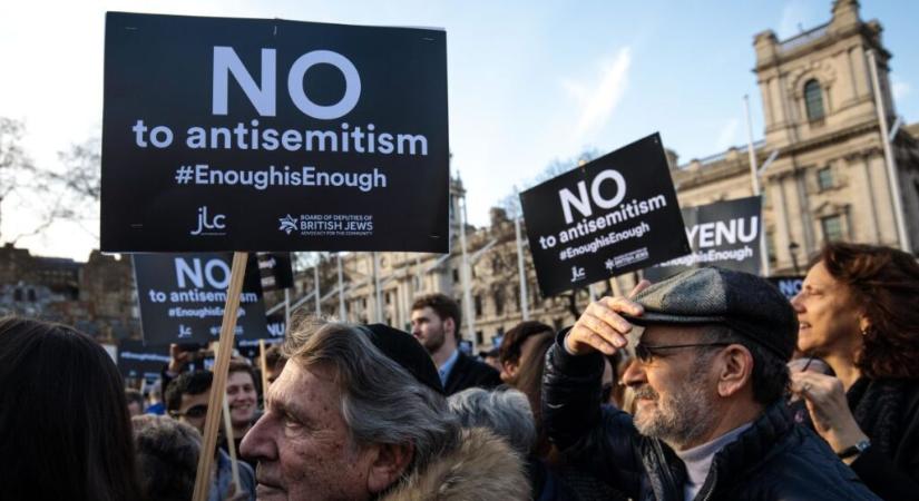 Az antiszemitizmus elleni küzdelmet hátráltatják a felmérésben mutatkozó jelentős hiányosságok