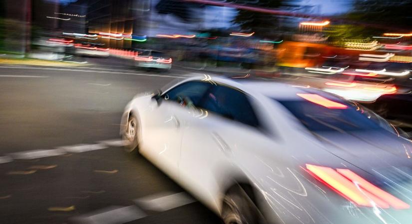 Halálos fenyegetést küldött a hivatal munkatársának, mert nem tudott pihenni