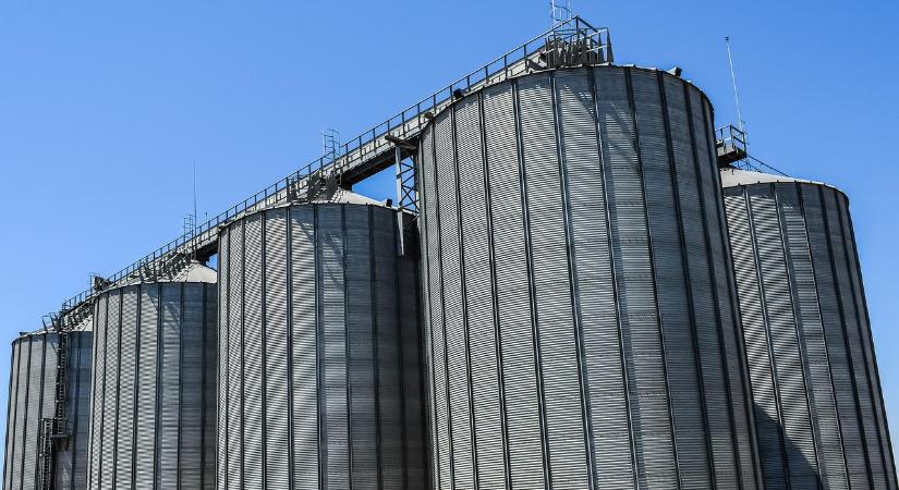 Minden megkárosított gazdán segítenek