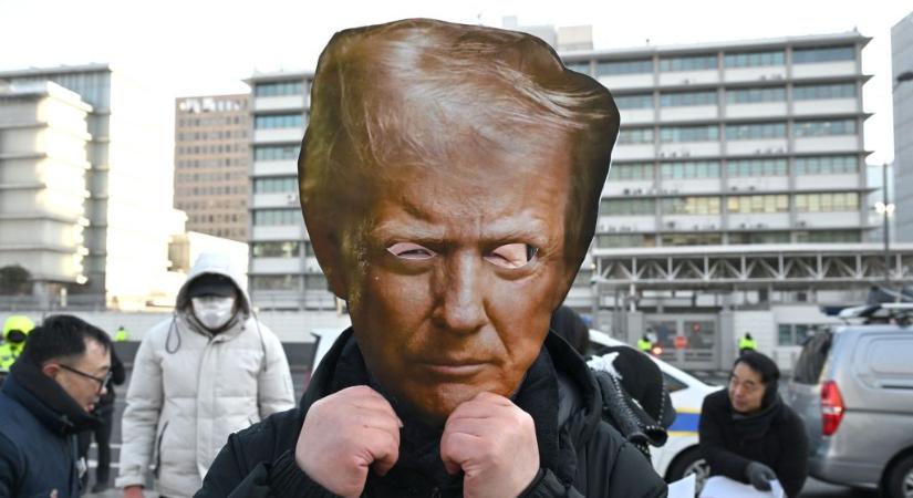 Ismét vámokat emel Donald Trump