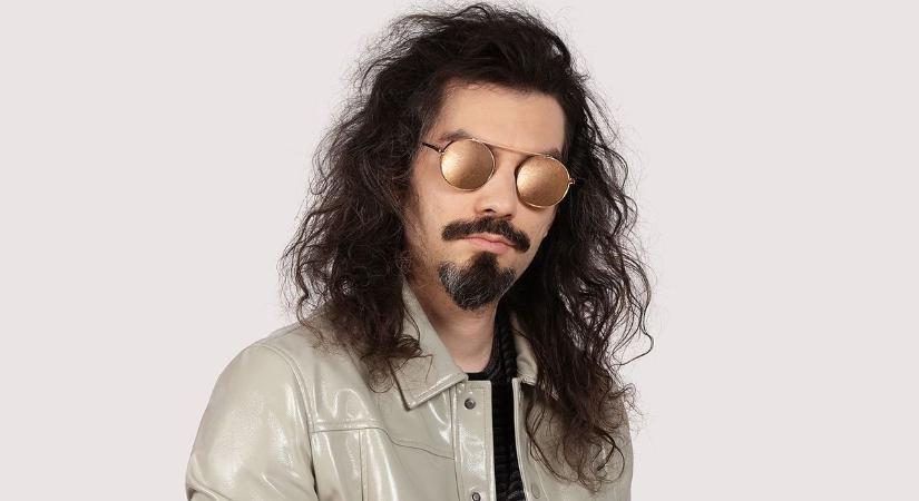 A Dal színpadáról a zsűriszékbe, megjött Trap kapitány