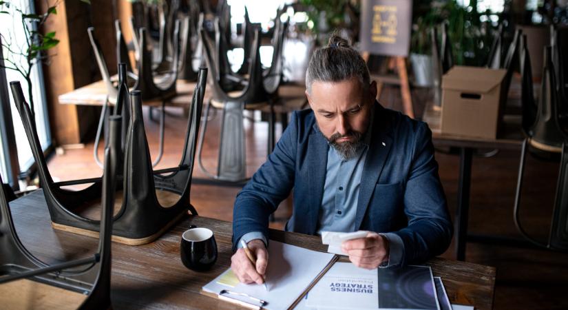 Tűzoltásra sem elég Nagy Mártonék új mentőcsomagja? Súlyos válságban a magyar éttermek