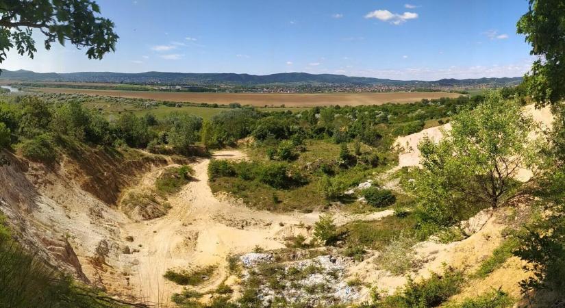 Győztek a civilek, nem engedélyezte a kormányhivatal a csobánkai bányanyitást