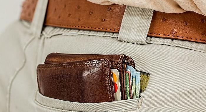 A novemberi nettó átlagbér 112 ezer dinár volt