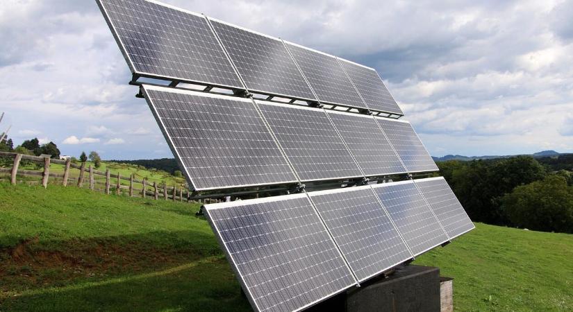 Új energiatámogatási program: napelemek mellé tárolók