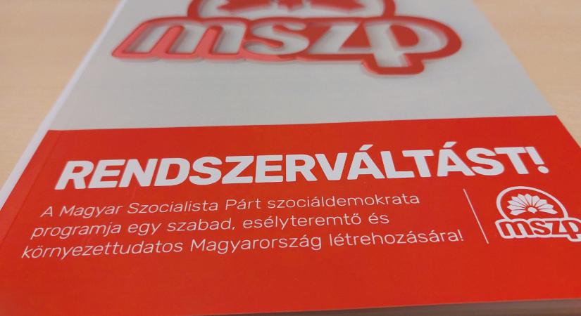 Az MSZP cáfolja, hogy a visszalépésről döntöttek volna