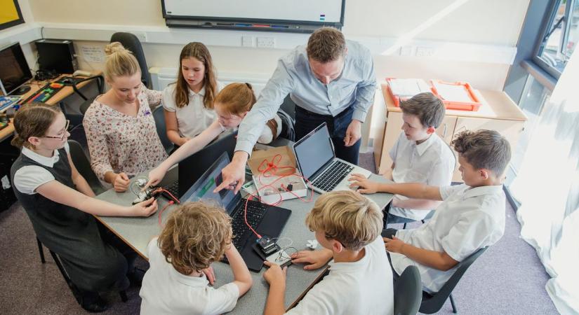 Mi fán terem a digitális médiaértés? Most megtanulhatod