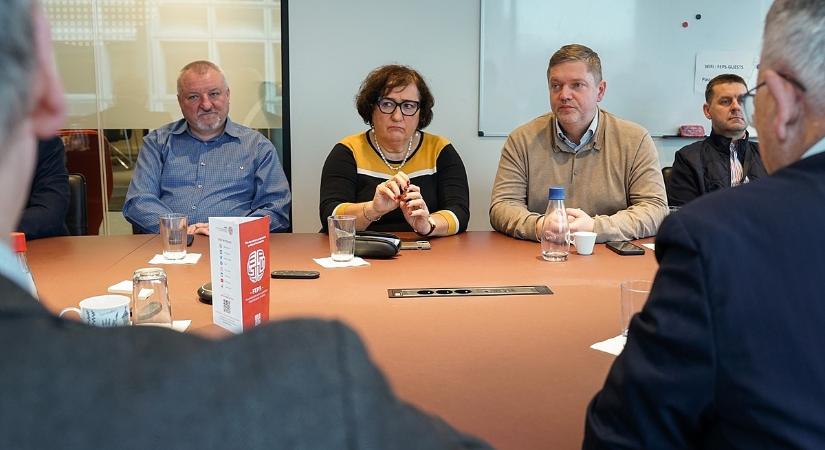 Robbant a bomba: nem indul az MSZP a választáson – vagy mégis?