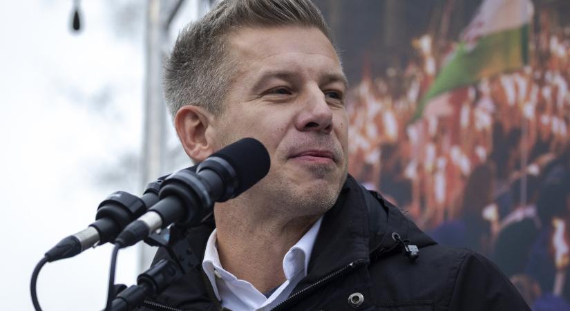 „Amely párt a rendszerváltást megnehezítendő ráindul a Tiszára, az Orbán Viktort akarja hatalomban tartani”