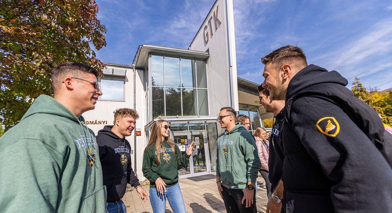 Piacképes tudást kínál a debreceni kar