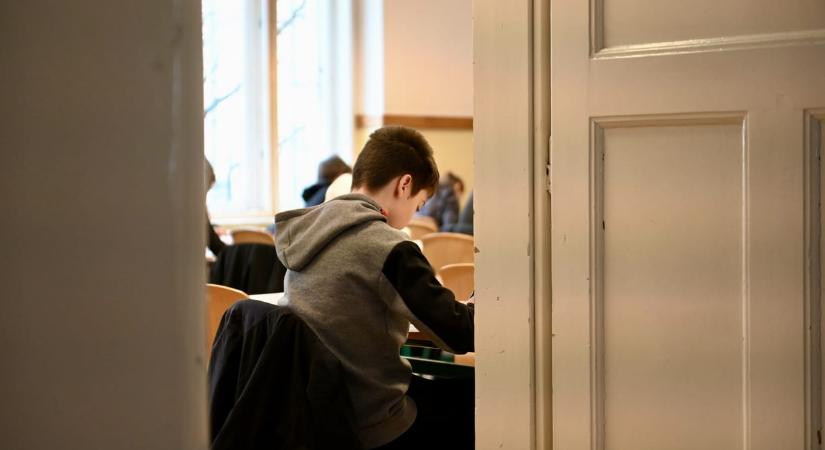 Központi írásbeli: a szülők szerint félreérthető volt a negyedikesek egyik feladata, az OH szerint nem volt probléma