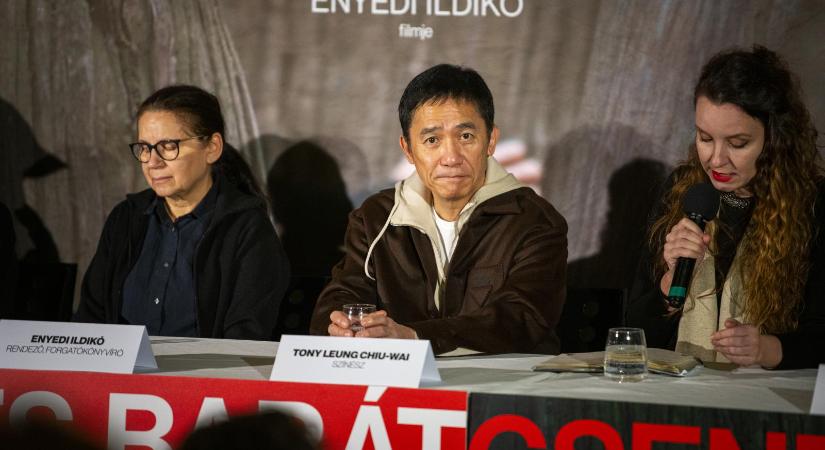 Tony Leung Chiu-wai a Népszavának: Mindannyian saját intelligenciával rendelkezünk, nem lenne szabad hierarchiának lennie közöttünk