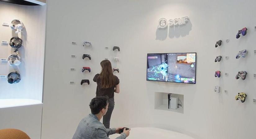 Videó: Saját üzletet nyitott a Corsair, rengeteg hardvert lehet kipróbálni benne