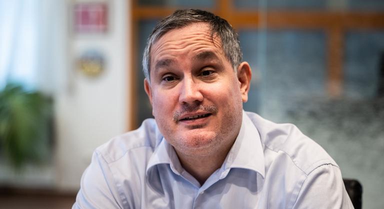 Kapaszkodjon meg, Nagy Márton receptje világkörüli útra indult