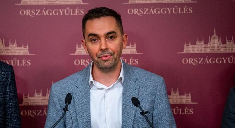 „Kapjátok be!” feliratú pólóban állt bíróság elé az ellenzéki képviselő