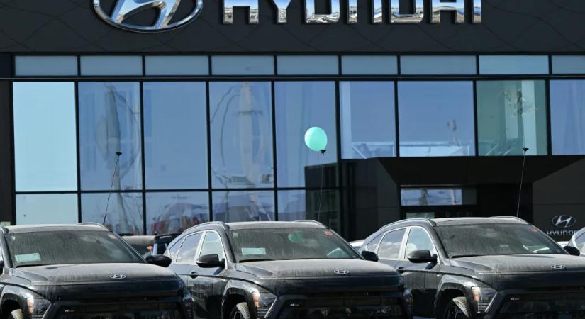 Trump 25 százalékra emelte a dél-koreai termékek vámját, zuhanni kezdtek az autógyártók részvényei