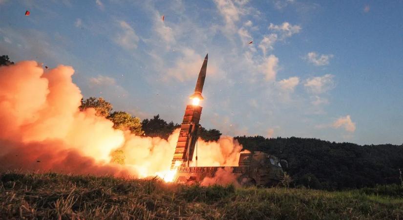 Észak-Korea több rövid hatótávolságú ballisztikus rakétát lőtt a tenger felé
