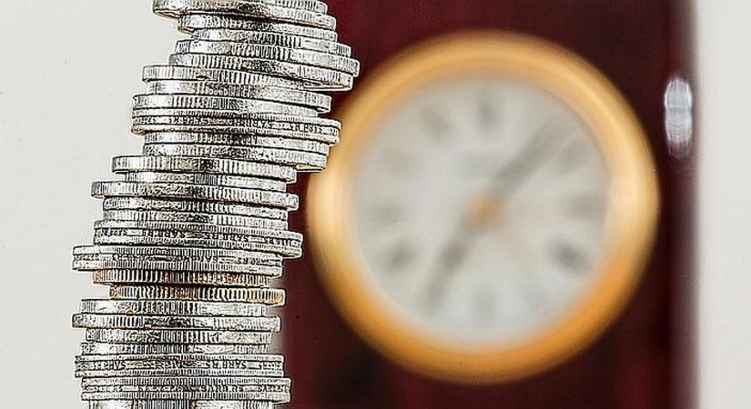 Sok múlhat rajta: bejelentést tesz a Varga Mihály vezette jegybank