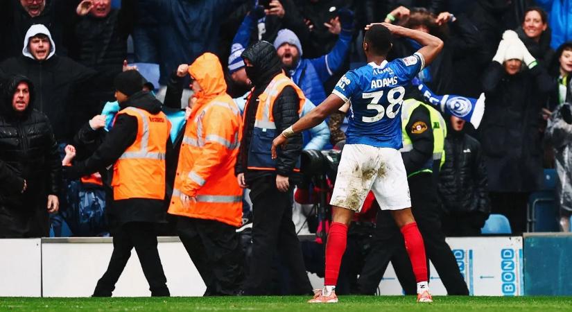 Sokkoló incidens a fociderbin: hanggránát robbant, megsérült egy 16 éves labdaszedő – videó