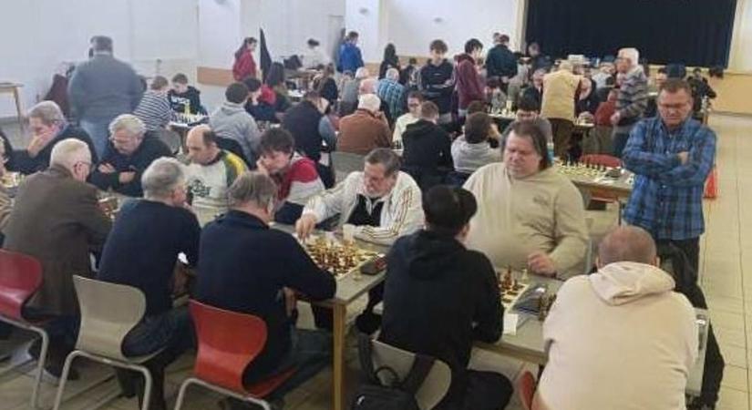 Heves/Nógrád vármegyei csb: a pétervásáraiak meglepték a hevesieket