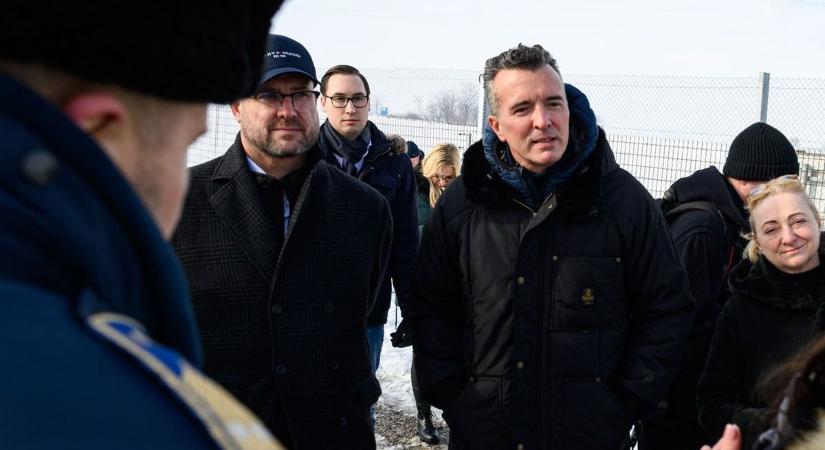 Osztrák politikus a magyar határvédelemről: Az illegális migráció megállítása a biztonság záloga