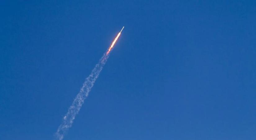 Észak-Korea újabb félelmetes rakétatesztet hajtott végre