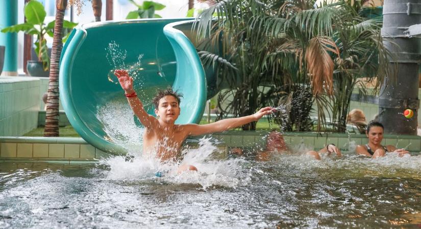 Fürdő árak 2026 - Ennyibe kerül a napijegy a régió 10 termáljában