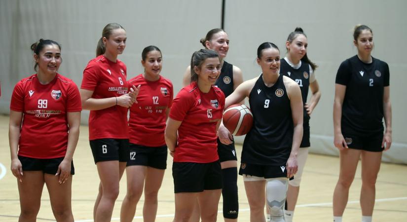 Lasztit cseréltek a pécsi topcsapatok