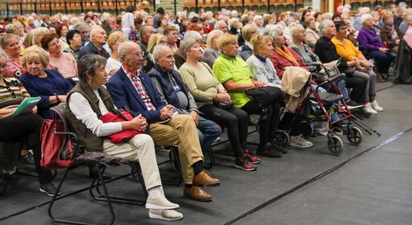 Folytatódik a Nyugdíjas Egyetem Győrben