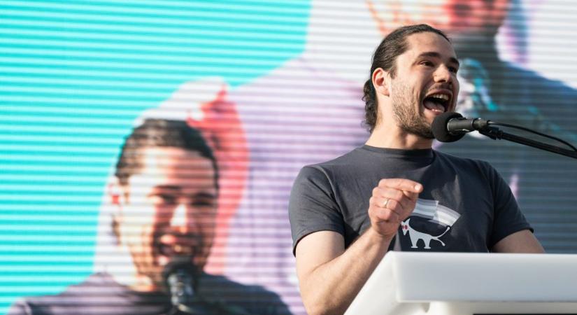 A Kétfarkú elindul a választáson, de arra kéri a szavazókat, egyéniben ne őket támogassák