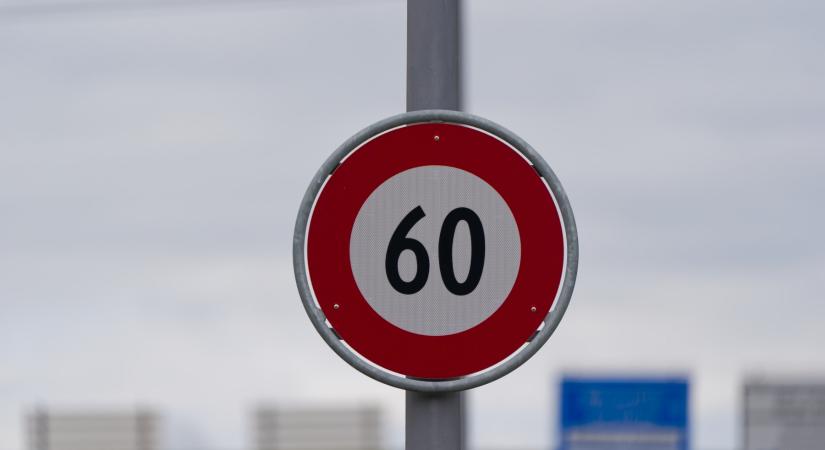 1 km/órás sebességtúllépésből lett milliós tétel