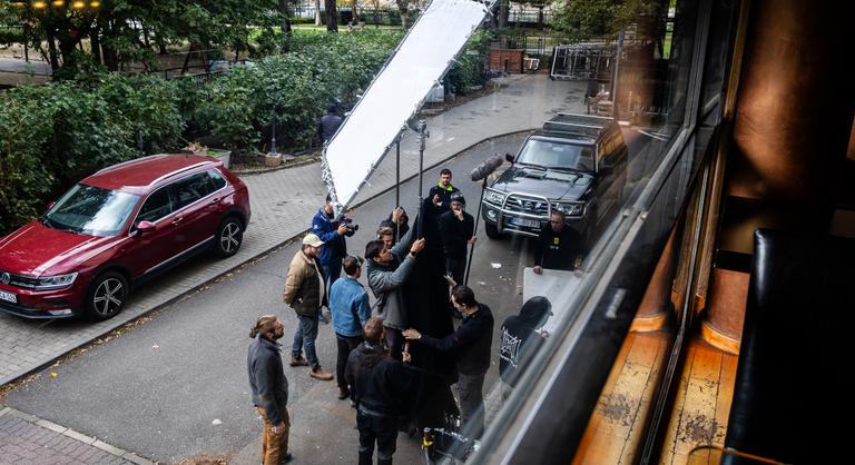 Kiderült, mikor kerül a mozikba Dobó Kata romkomja