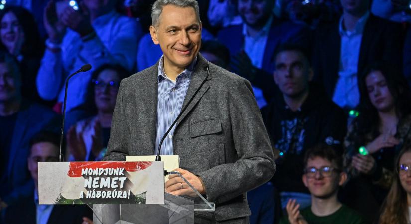 Political Capital: A Lázár-ügy is megmutatta, hogy a Fidesz régi módszerei nem működnek, a botrány a mozgósításba is bekavarhat