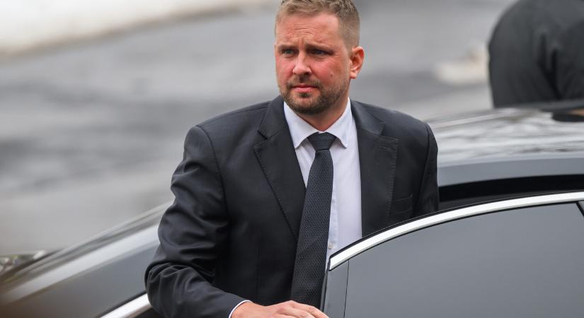 Korábban majdnem belebukott, Šaško most átformálná a mentőszolgálatok működését