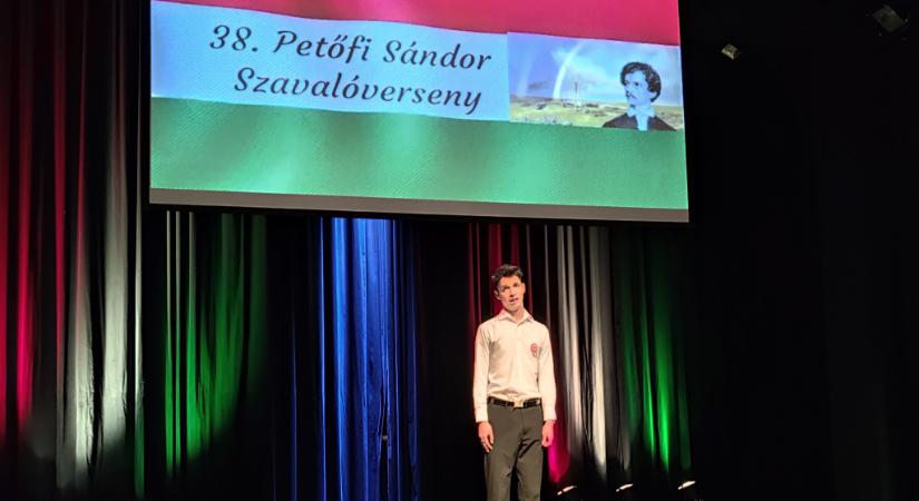 Máris várják a Petőfi rajz- és a versmondó verseny résztvevői jelentkezését