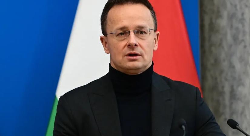 Szijjártó tells Ukrainian ambassador that Hungarian sovereignty would be defended “by all means available”