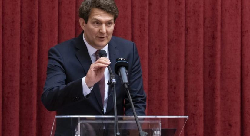 „Gazdaságunk olyan, mint egy összenyomott rugó”– írta a kormánybiztos, majd felvázolta a Kánaánt