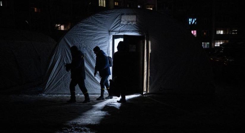 Fagyhaláltól rettegnek az emberek a szomszédban