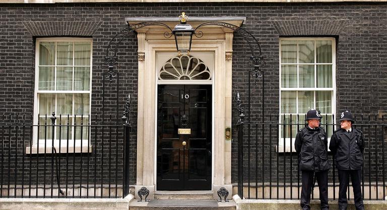 Peking kémei beépültek a brit kormányzatba, három év alatt buktatták le őket