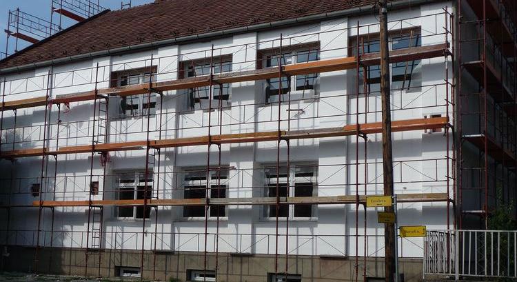 ÉPÜLETFELÚJÍTÁS – A kemény téli rezsi igazi ellenszere