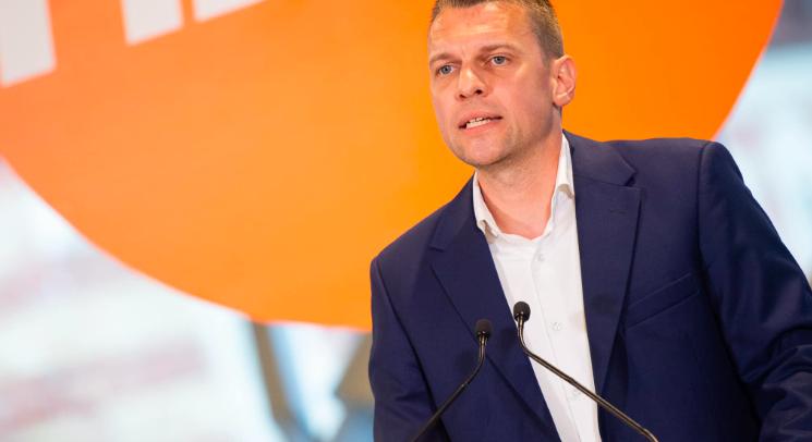 Menczer Tamás: Veszélyben a rezsicsökkentés