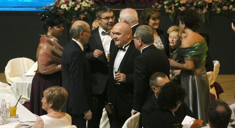 Egyetlen nagy bál maradt Szombathelyen, kihalófélben a műfaj?