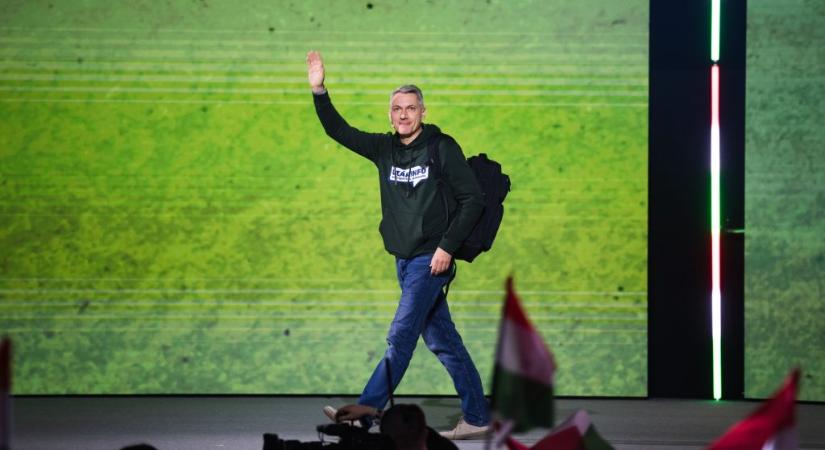 Kiderült, hogy az állam helyett Lázárnak adja meg az adatait az, aki véleményezi az új KRESZ-t