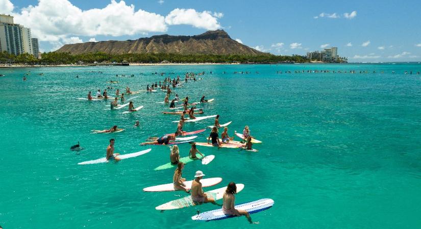 Motorral a paradicsomban! – Ízelítő a Világjáró Magazin 184. számából