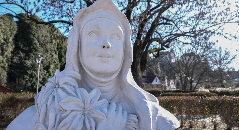 Élveztük a napsütést Veszprémben, de a holnapi időjárás már egészen más arcát mutatja képek, videó!