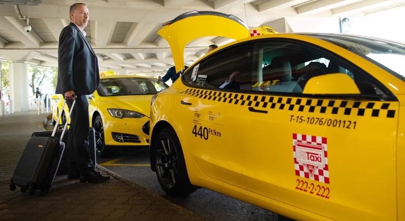 Elhagyott tárgyak: pironkodva hívták a taxist, nem maradt-e nála a lánybúcsús játékszer