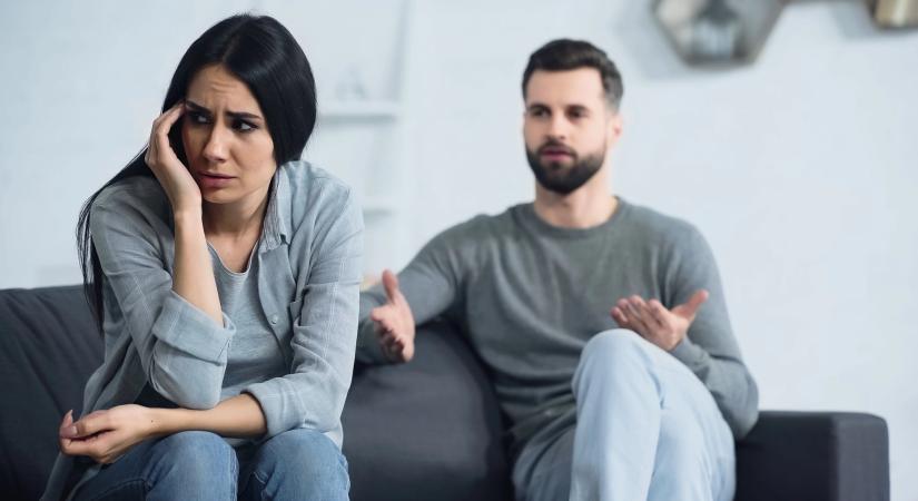 Ebből a 7 mondatból tudhatod, hogy érzelmileg eltávolodott tőled a párod
