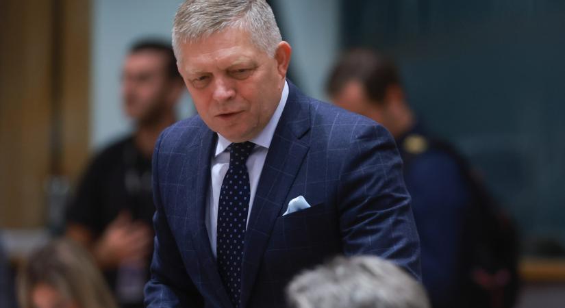 Fico ebben nem követné Orbánt