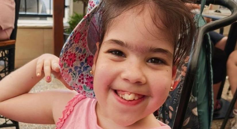 Jótékonysági bál Bíborkáért