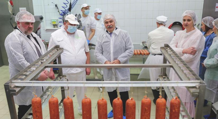 Új gépek, új korszak: nagyot lépett előre az élelmiszeripari szakképzés Szegeden